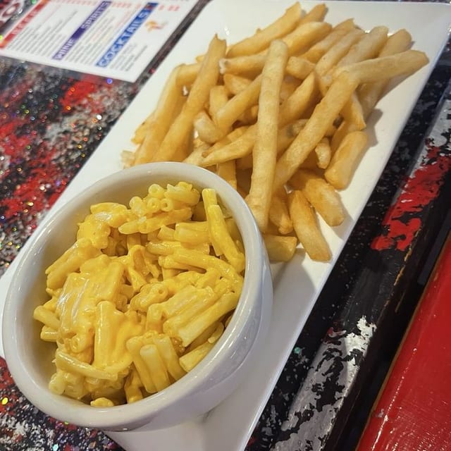 Kid's Mac & Cheese (Kids).