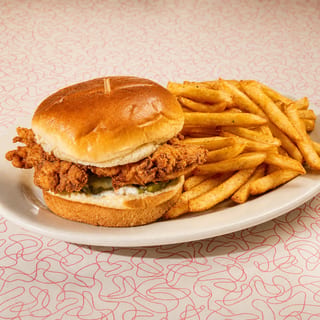 Dolly Chicken Sandwich