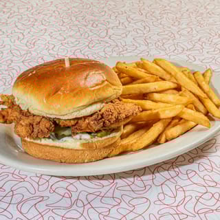 Dolly Chicken Sandwich